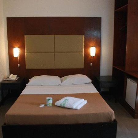 Cebu Century Hotel Luaran gambar